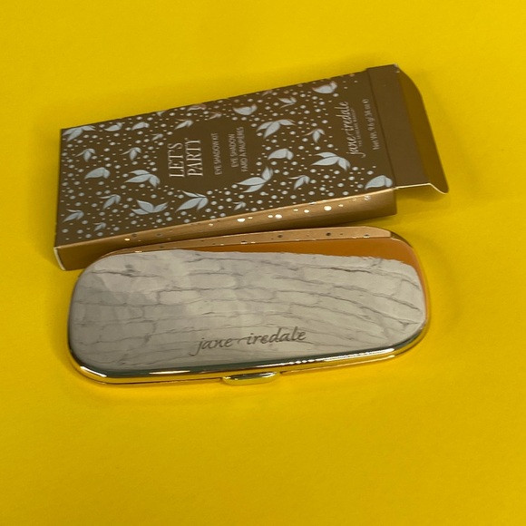 Jane Iredale Limited Edition Eye Shadow Kit - Let's Party NWOT - Picture 3 of 5